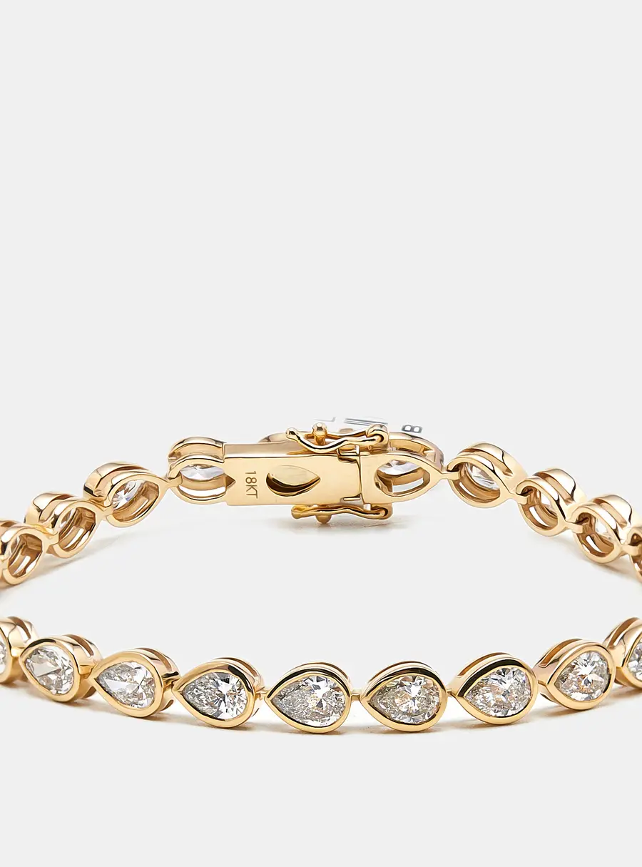 9 cts Pear Lab Grown Diamonds 18k Yellow Gold Bracelet
