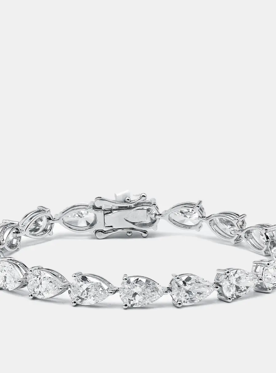 19.5 cts Pear Lab Grown Diamonds 18k White Gold Bracelet