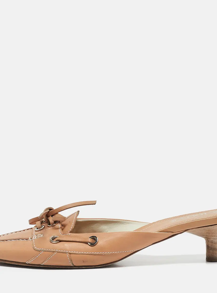 Tod's Beige Leather Shirley Mules Size 38.5