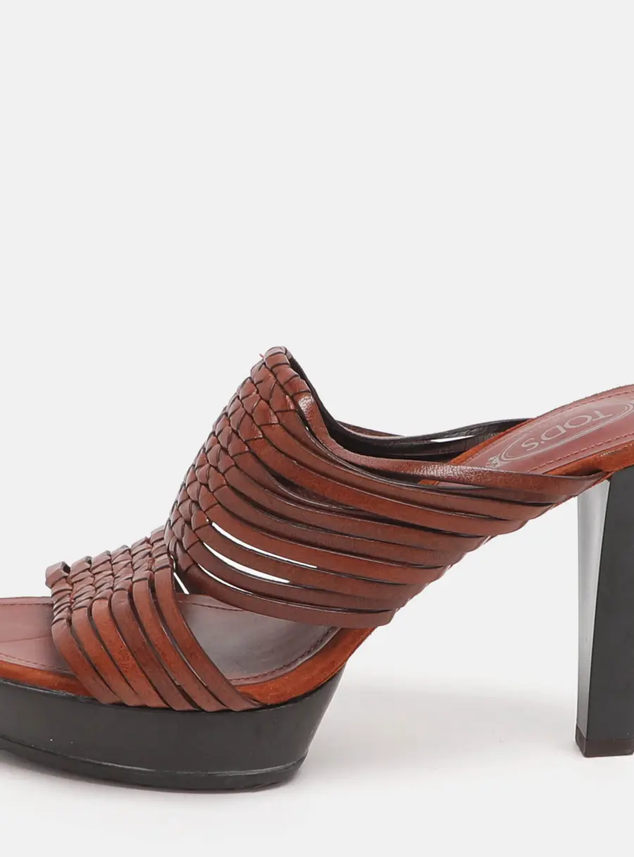 Tod's Size 37.5 Brown Leather Strappy Sandals