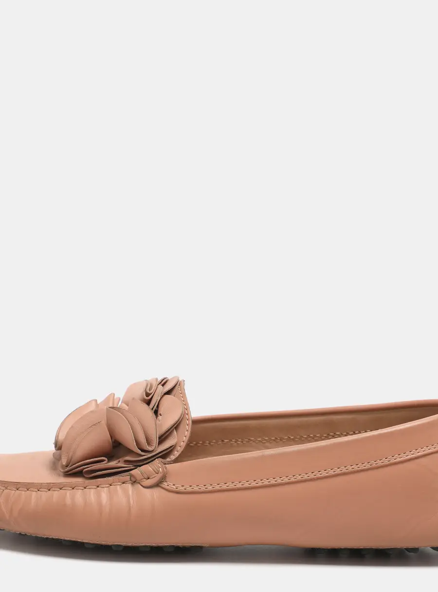 Tod's Gommini Floral Embellished Size 39 Pink Leather Loafers