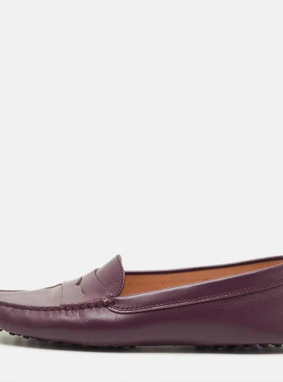 Tod's Size 38.5 Purple Leather Penny Slip On Loafers