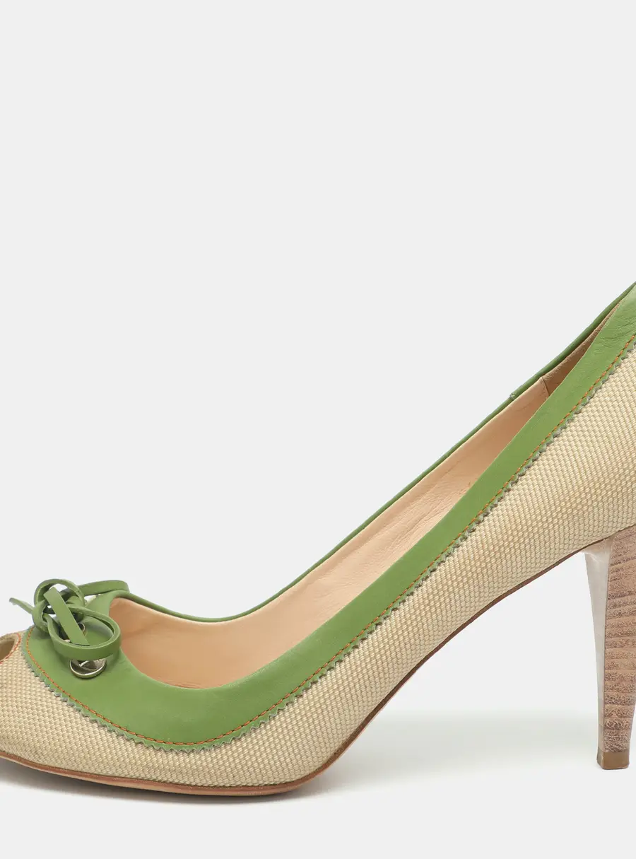 Tod's Size 39.5 Green Balistic Nylon and Leather Peep Toe Pumps