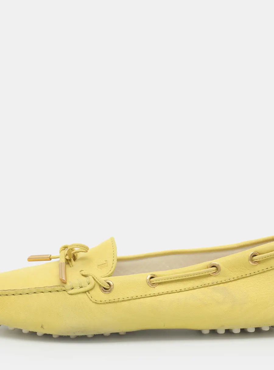 Tod's Bow Size 38.5 Yellow Nubuck Leather Loafers
