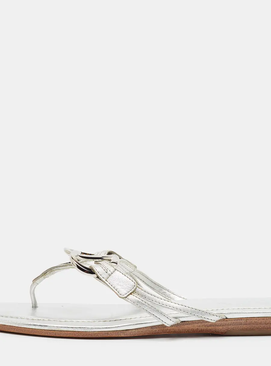 Tod's Double T Size 38.5 Silver Leather Thong Sandals