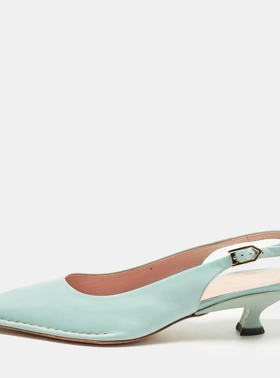 Tod's Size 40 Light Blue Leather Slingback Pumps