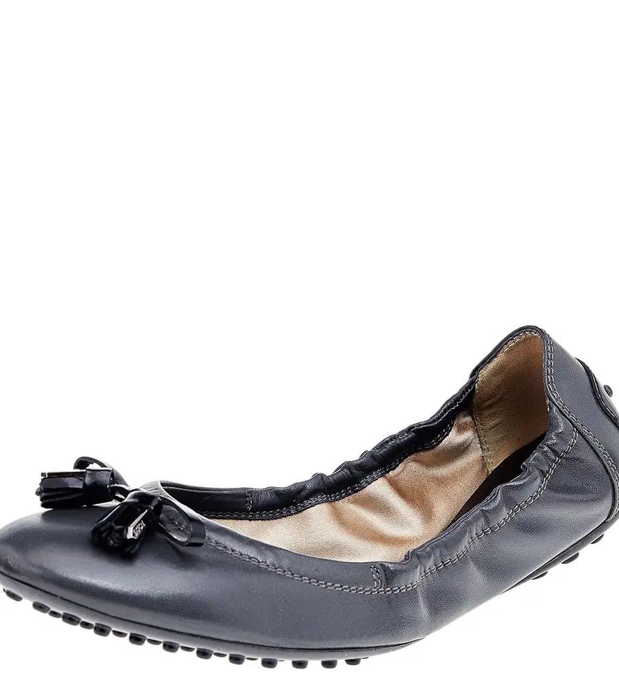 Tod's Grey/Black Patent And Leather Buckle Detail Scrunch Ballet Flats Size 36.5