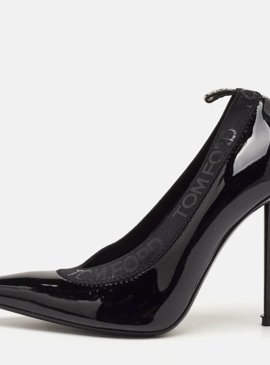Tom Ford Size 37.5 Black Patent Leather Pointed Toe Pumps