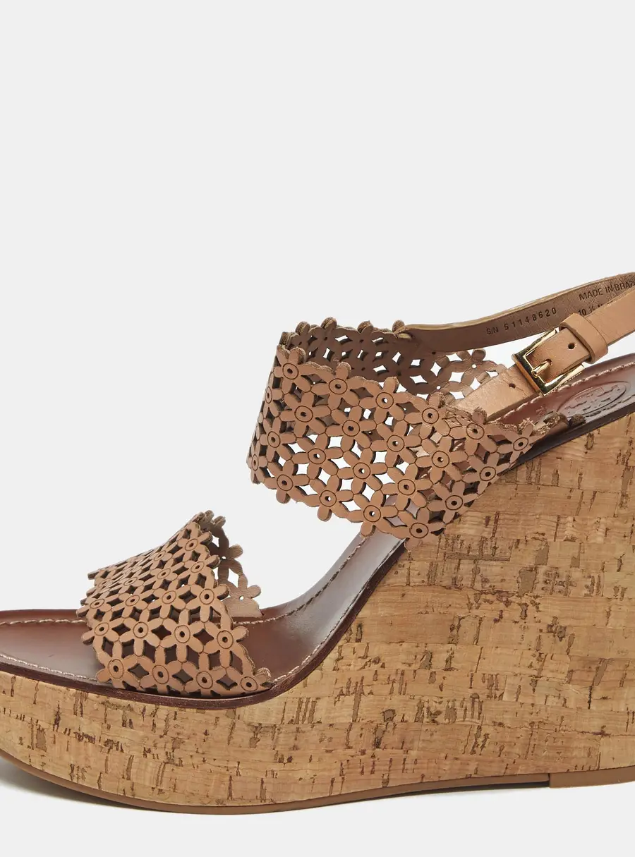 Tory Burch Beige Perforated Leather Daisy Cork Wedge Sandals Size 40.5