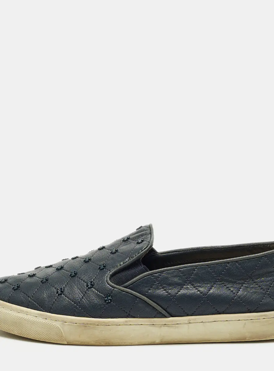 Tory Burch Size 39 Navy Blue Quilted Leather Logo Embellished Slip On Sneakers