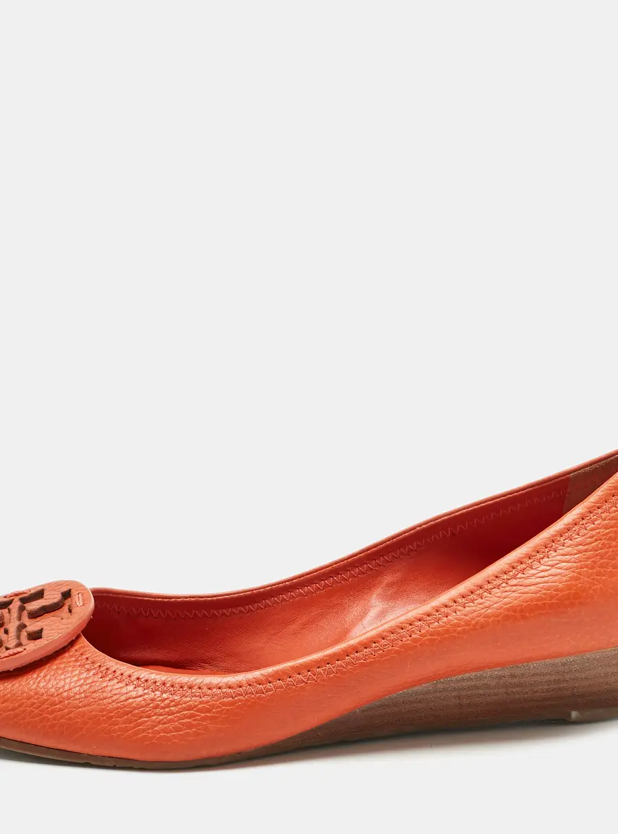 Tory Burch Orange Leather Janey Wedge Pumps Size 38.5