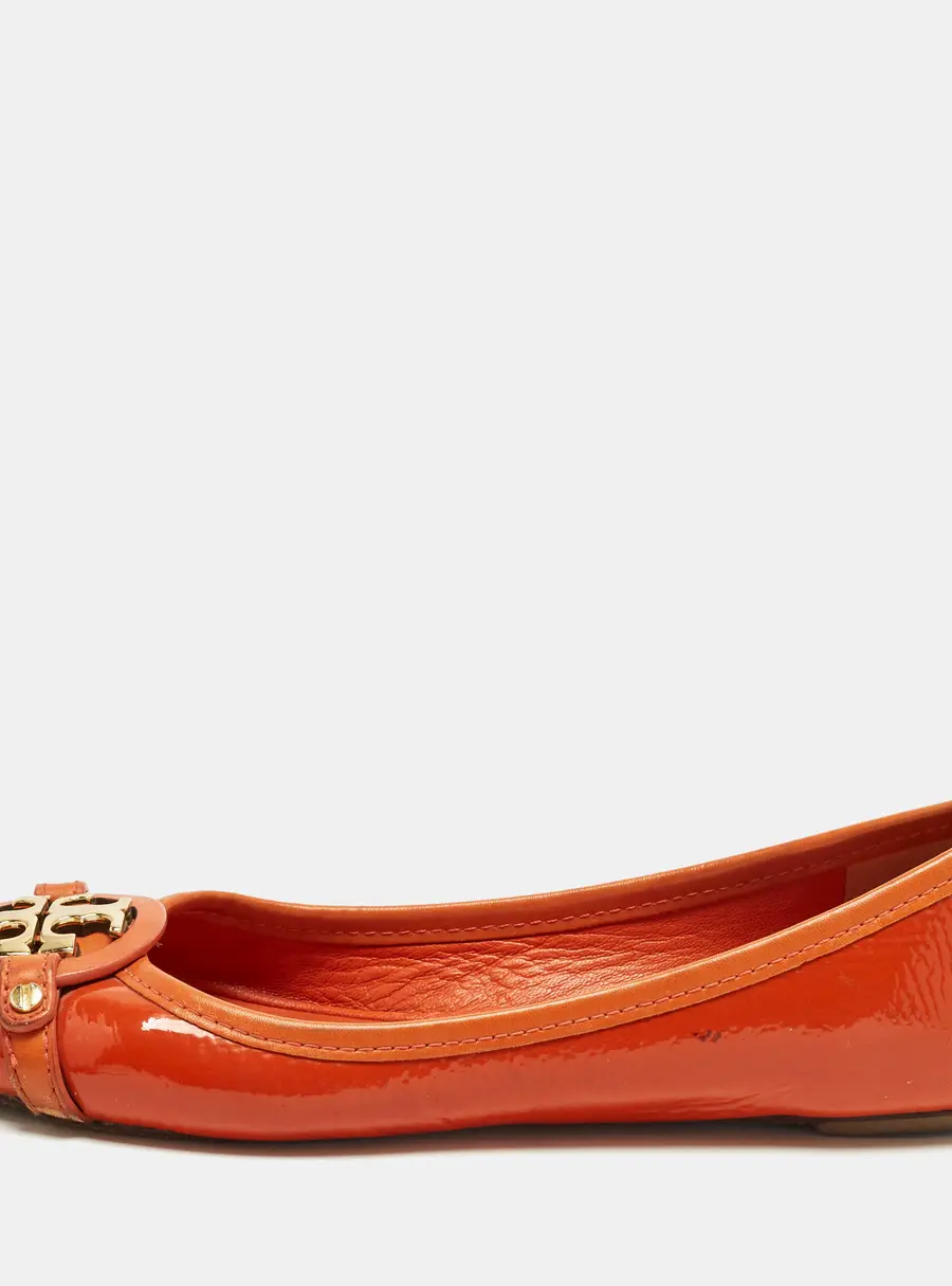 Tory Burch Aaden Size 37 Orange Patent Leather Logo Ballet Flats