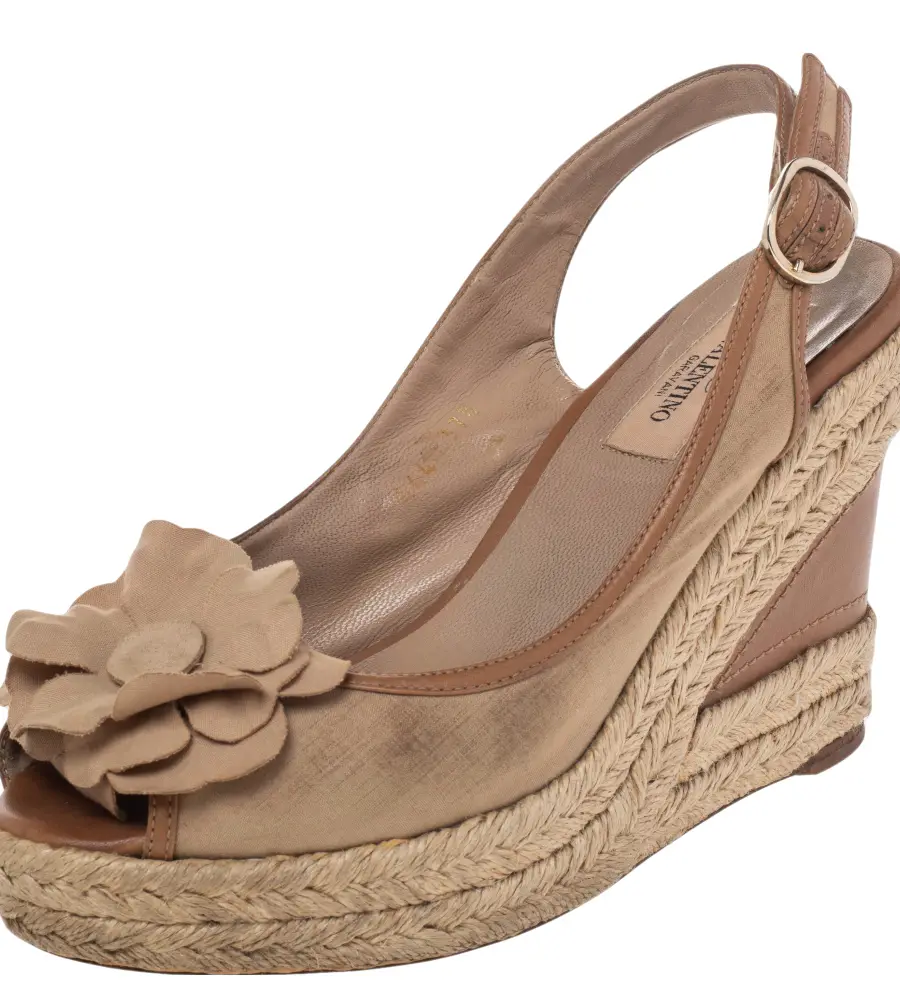 Valentino Beige Fabric And Leather Flower Platform Espadrille Wedge Slingback Sandals Size 37.5