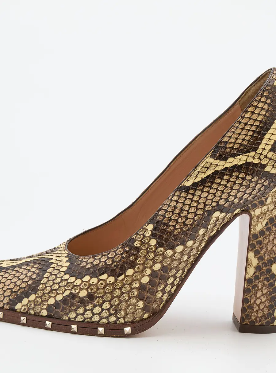 Valentino Multicolor Python Leather Studded Round Toe Pumps Size 37.5