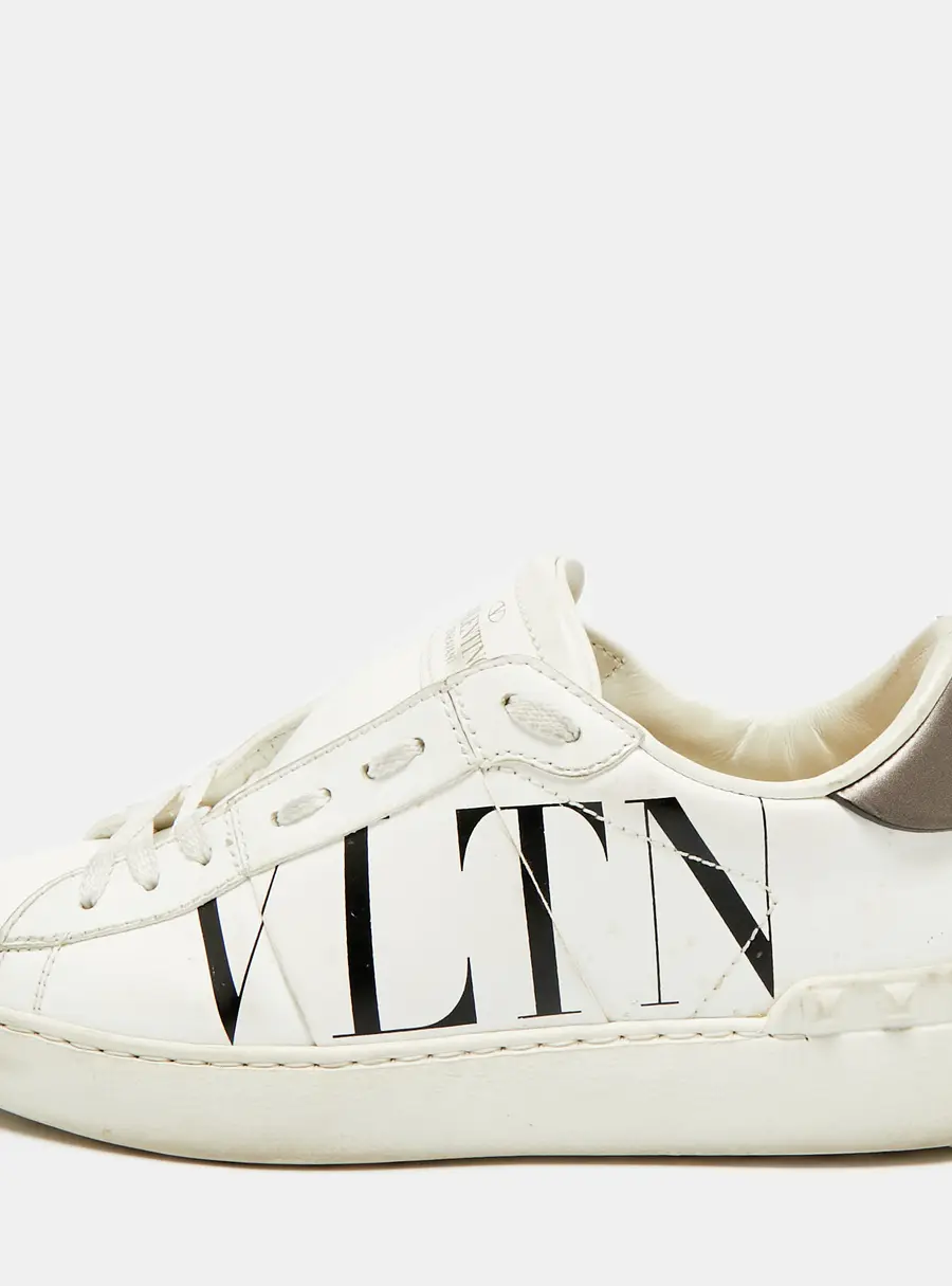 Valentino VLTN Size 35.5 White Leather Low Top Sneakers