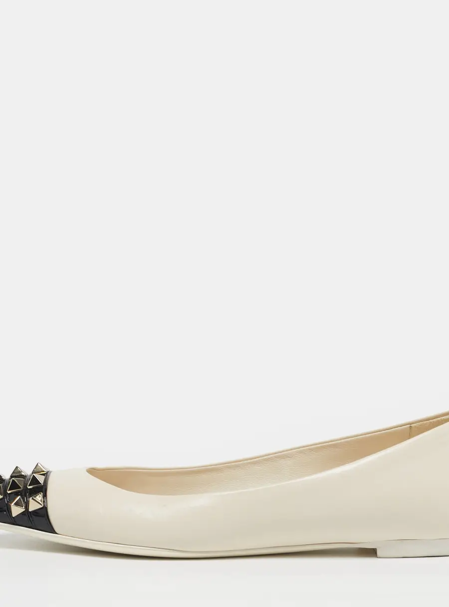 Valentino Rockstud Size 36 White/Black Leather Pointed Cap Toe Ballet Flats