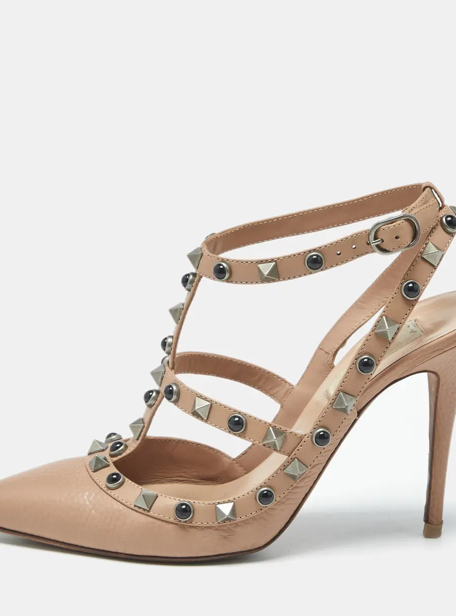 Valentino Rockstud Size 37 Beige Leather Pumps