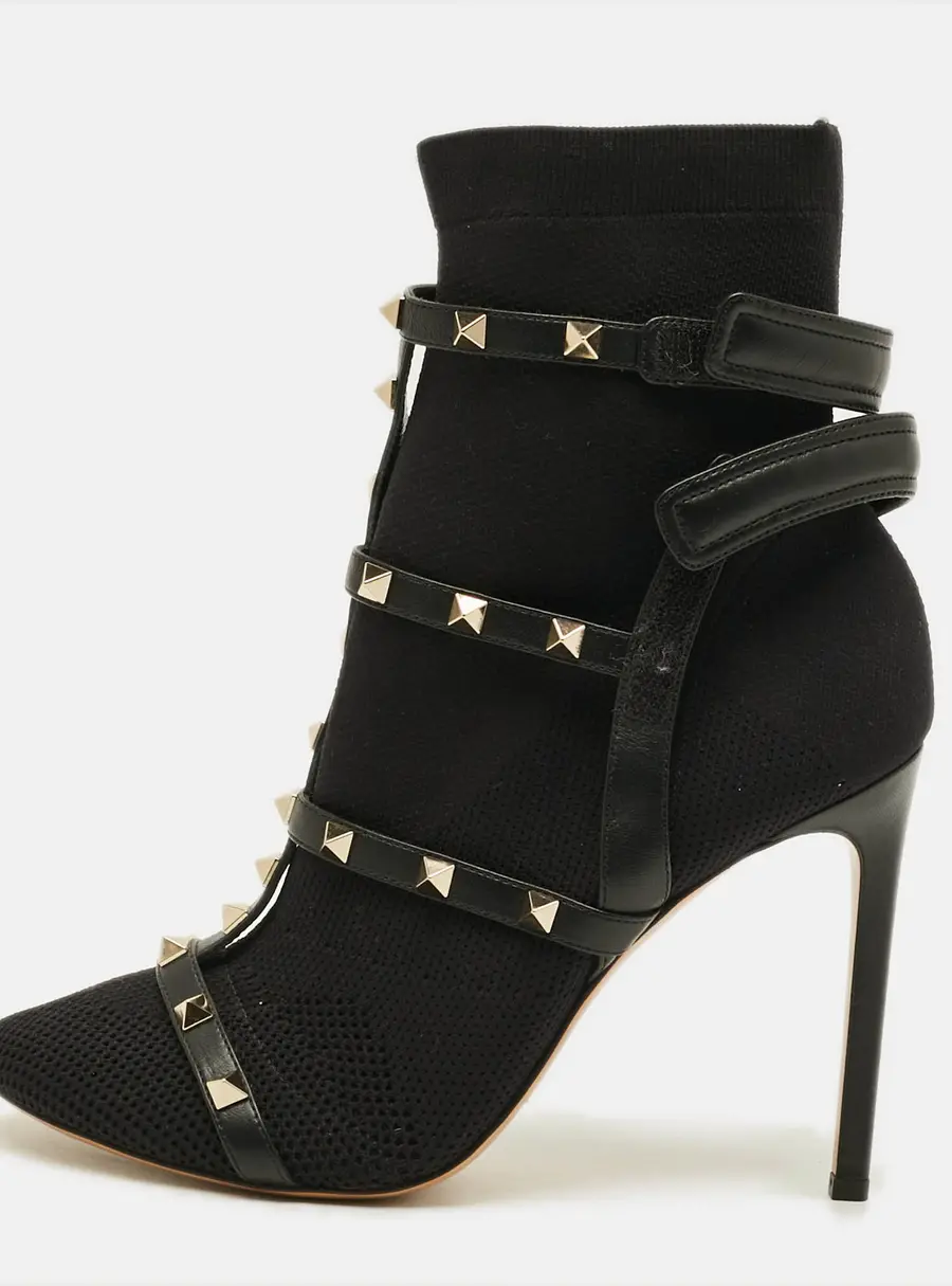 Valentino Rockstud Bodytech Size 39 Black Knit Fabric and Leather Ankle Length Boots