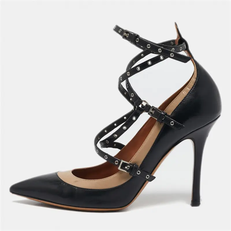 Valentino Rockstud Size 38 Black/Beige Leather Pumps