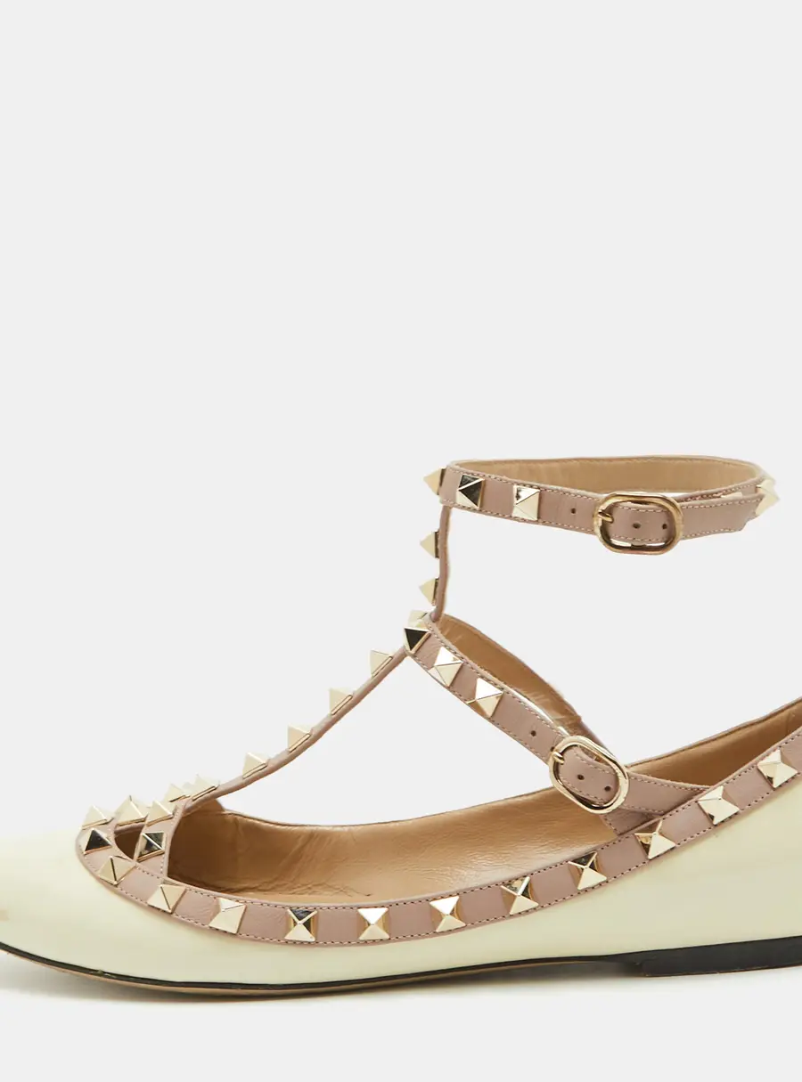 Valentino Rockstud Size 39 Cream/Beige Patent Leather Ankle Strap Ballet Flats