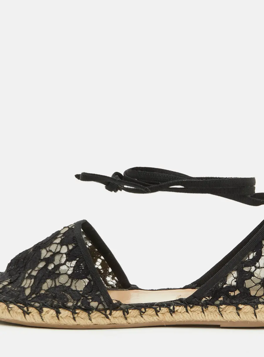 Valentino Size 38 Black Lace and Mesh Ankle Tie Espadrille Flat Sandals