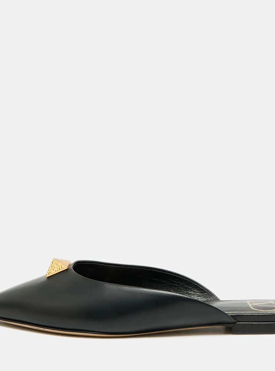 Valentino One Stud Size 35 Black Leather Mules