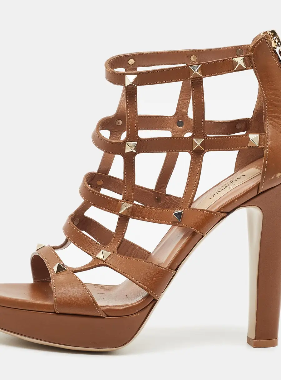 Valentino Rockstud Size 39 Brown Leather Gladiator Sandals