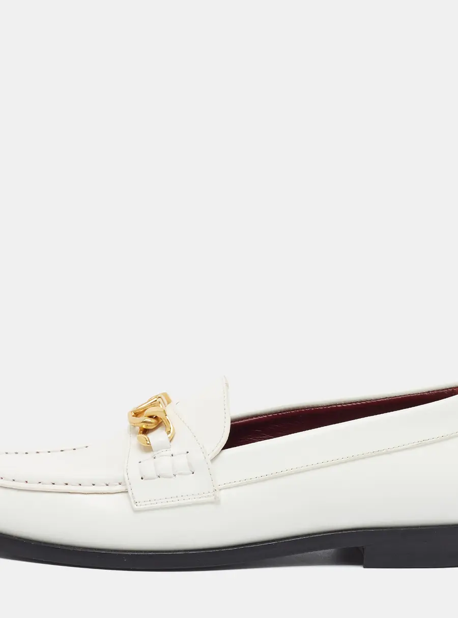 Valentino VLogo Chain Size 39 White Leather Loafers