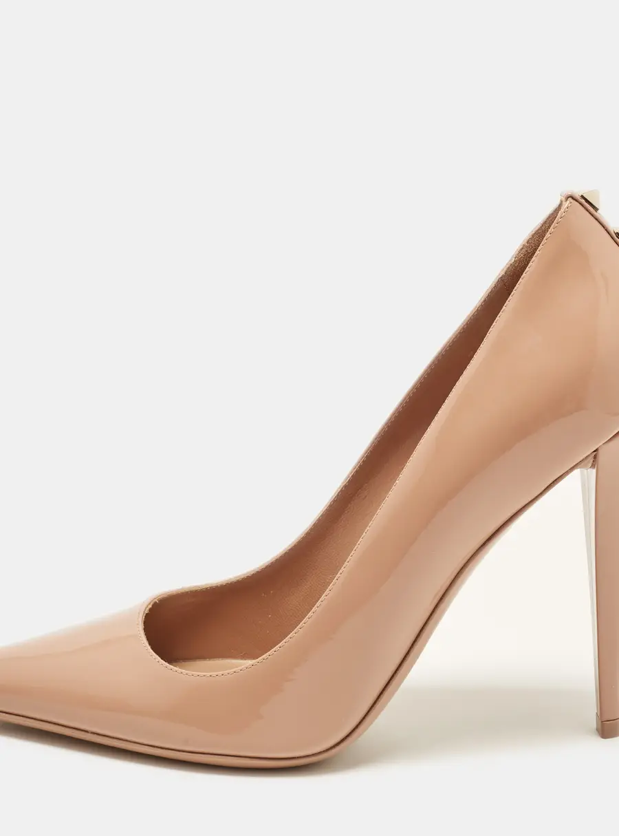 Valentino Rockstud Size 39 Blush Pink Patent Leather Pumps