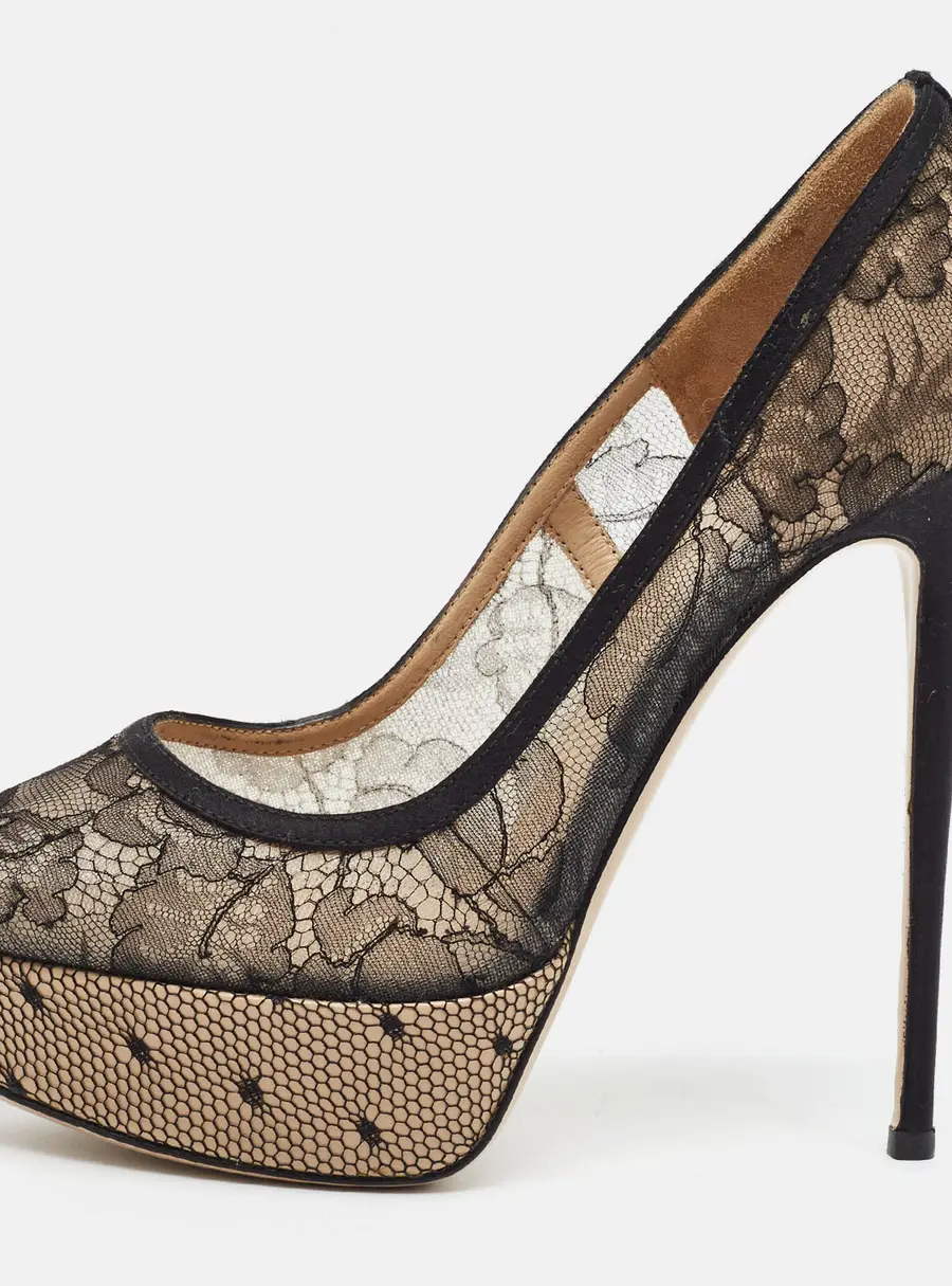 Valentino Size 38 Black/Beige Lace and Satin Platform Pumps