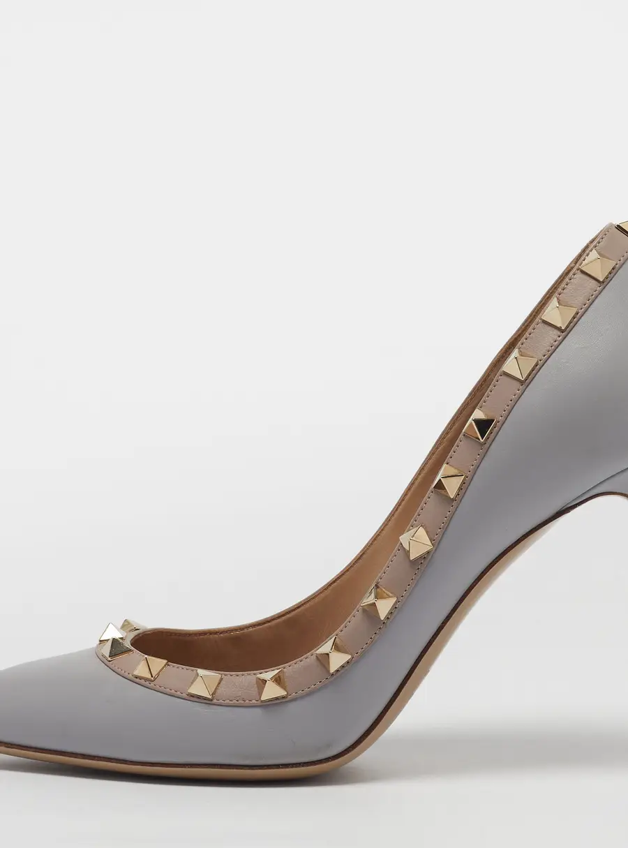 Valentino Rockstud Size 37 Blue/Biege Leather Pumps