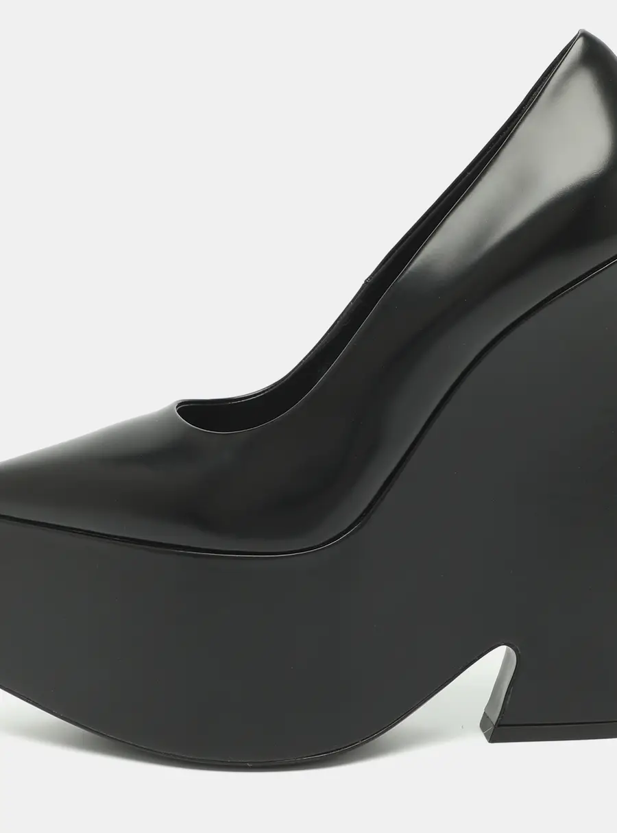 Versace Size 41 Black Leather Wedge Platform Pumps