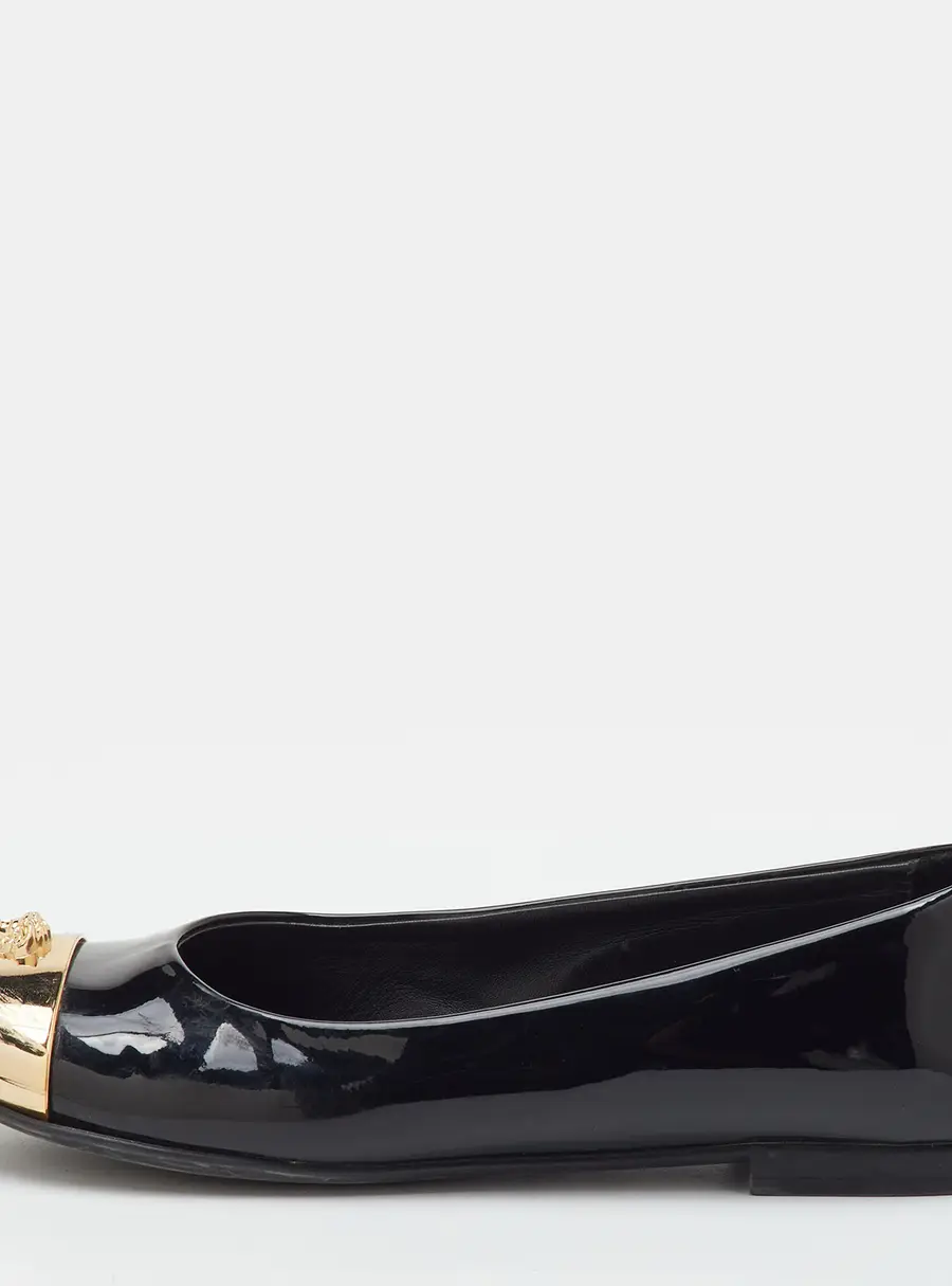 Versace Medusa Size 38 Black/Gold Patent Leather and Metal Cap Toe Ballet Flats