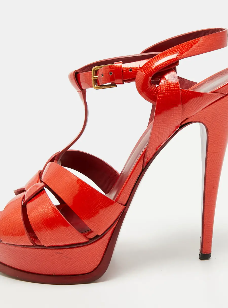 Yves Saint Laurent Size 39.5 Red Patent Leather Platform Sandals