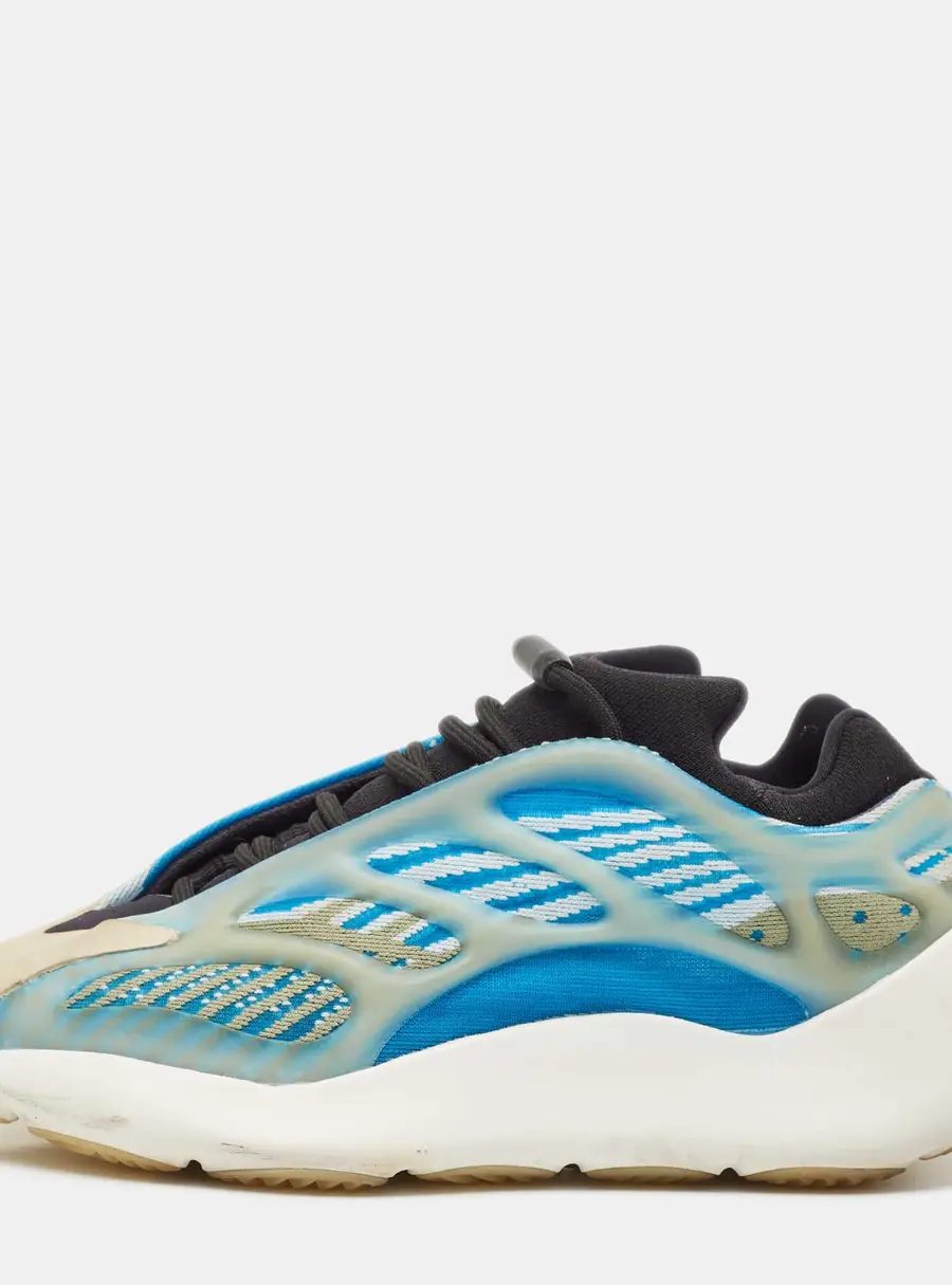 Yeezy x Adidas Blue/White Knit Fabric Yeezy 700 V3 Arzareth Sneakers Size 39 1/3