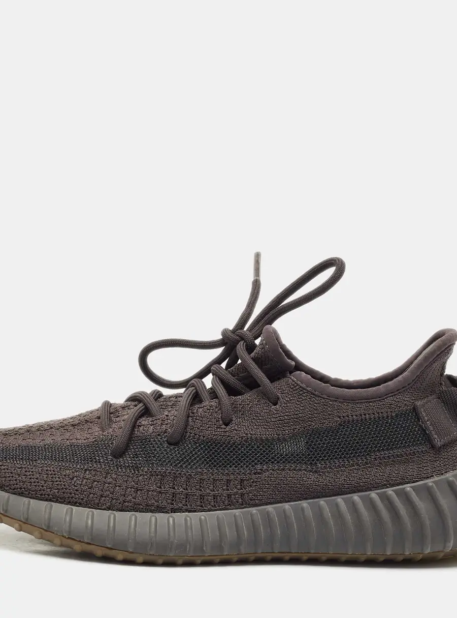 Yeezy x Adidas Black Knit Fabric Boost 350 V2 Cinder Sneakers Size 40