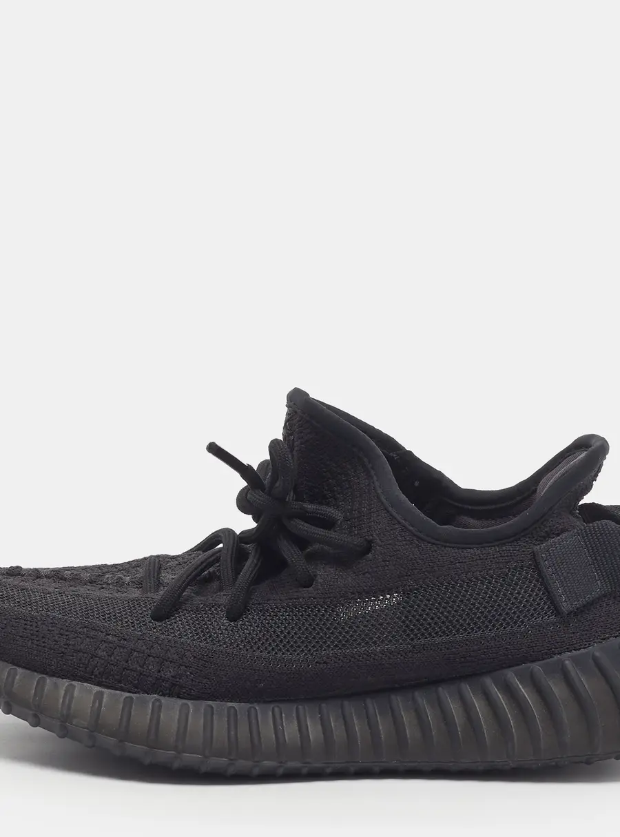 Yeezy x Adidas Boost 350 V2 Onyx Size 39.5 Black Knit Fabric Low Top Sneakers