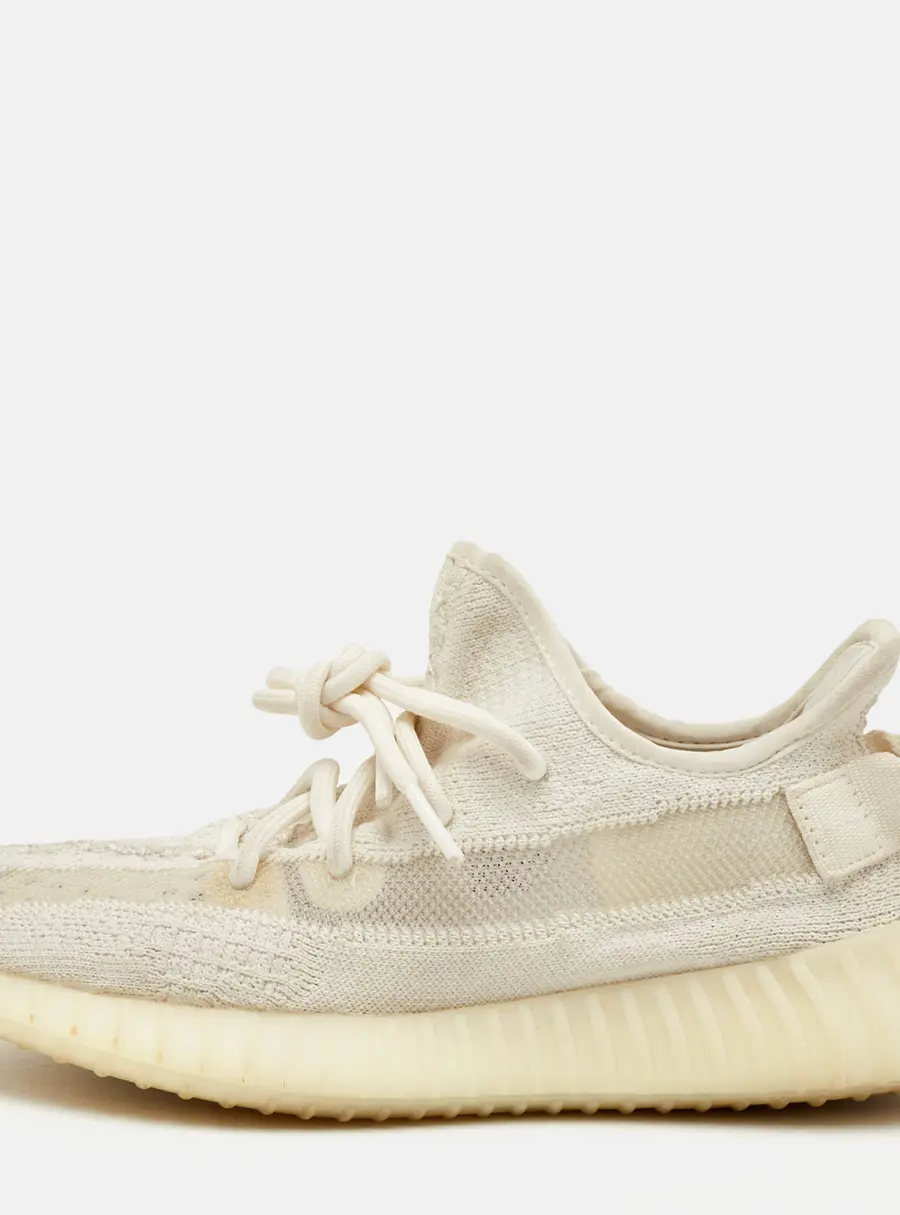 Yeezy x Adidas Boost 350 V2 Bone Size 38 White Knit Fabric Sneakers
